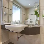 Rhein Neckar 24h Self Check-in 호텔 3*