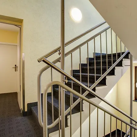 Rhein Neckar 24h Self Check-in Otel Mannheim