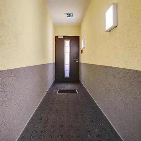 Rhein Neckar 24h Self Check-in 3* Mannheim